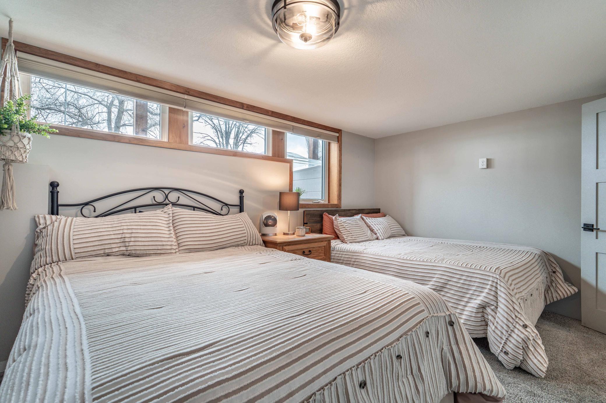 736 Shorewood Dr DL-243.jpg