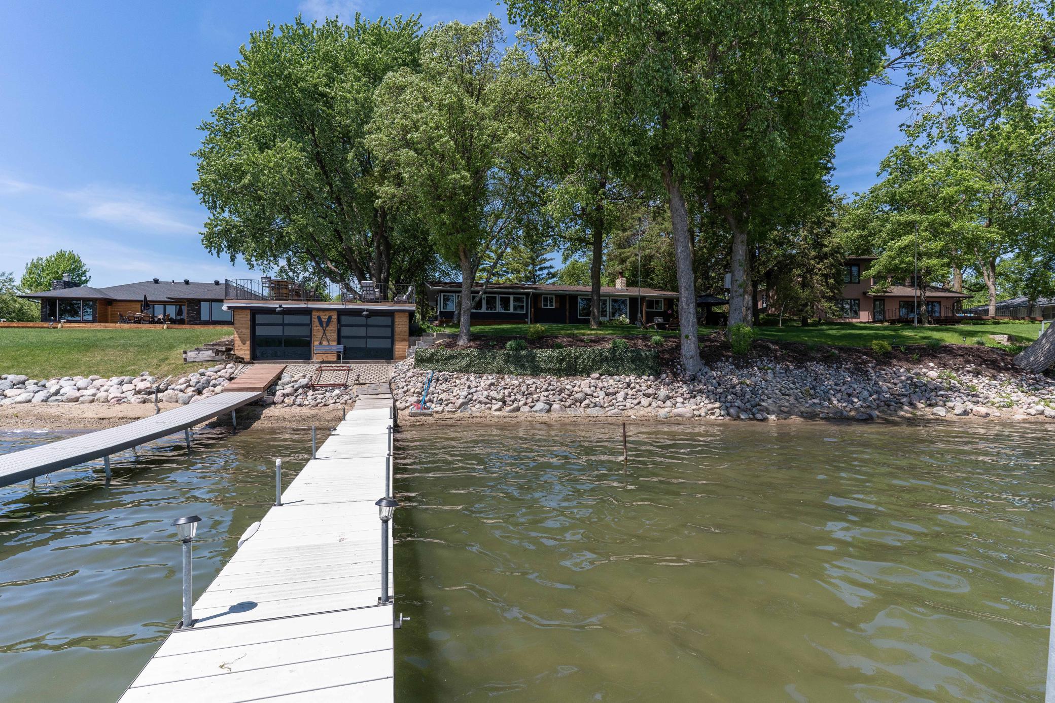 736 Shorewood-321.jpg