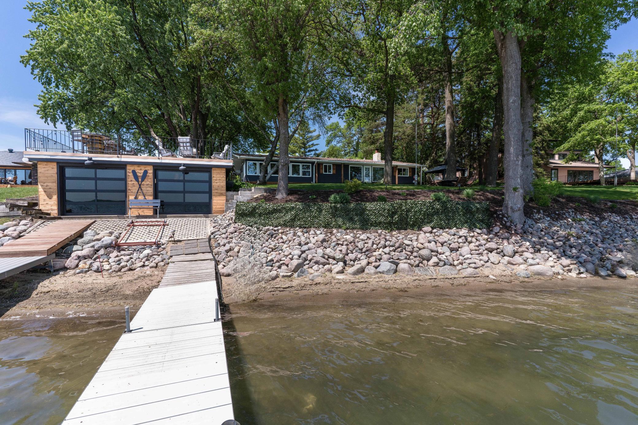 736 Shorewood-320.jpg