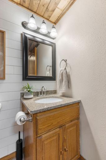43-web-or-mls-1536 Prairie Hill Rd-43.jpg