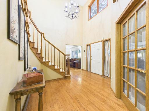 2527 Colony Circle, Saint Cloud, MN 56303