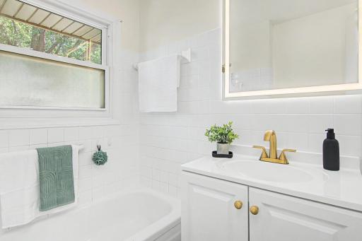 11256 President Drive-7.jpg