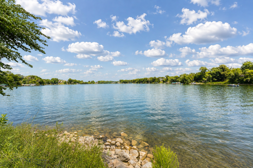 7846 Ithaca Lane N, Maple Grove, MN 55311