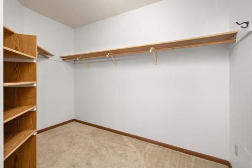 15-web-or-mls-3295-80th-st-e-501.jpg