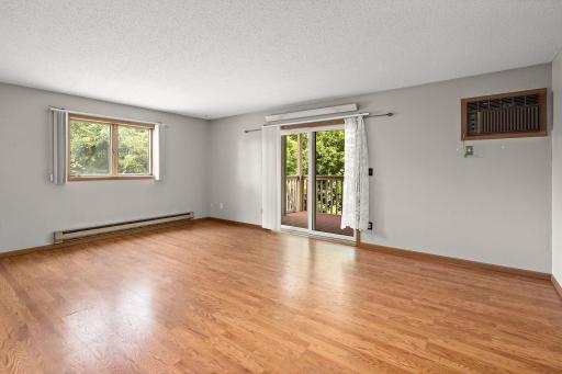 2-web-or-mls-3295-80th-st-e-501.jpg