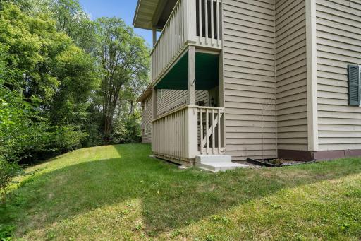 20-web-or-mls-3295-80th-st-e-501.jpg