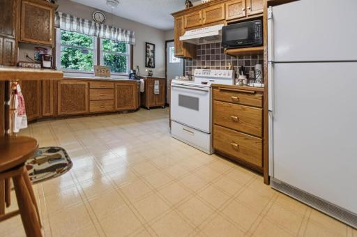 57773 County Highway 56, New York Mills, MN 56567