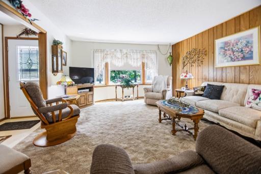 57773 County Highway 56, New York Mills, MN 56567