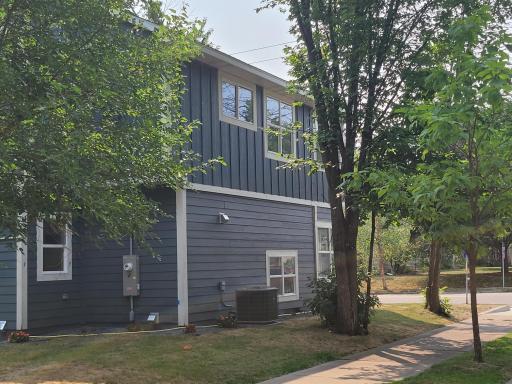 2224 E 42nd Street, Minneapolis, MN 55407