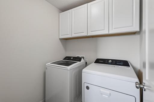 972 Forest Edge Circle, Jordan, MN 55352