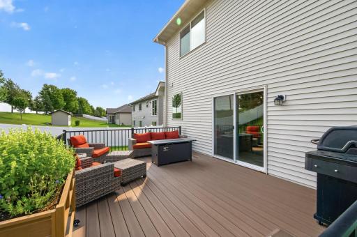 972 Forest Edge Circle, Jordan, MN 55352