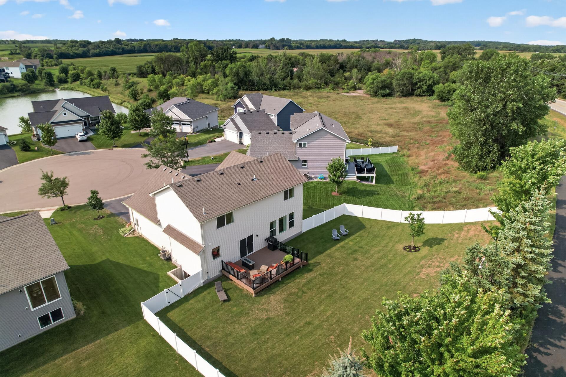 home located in a cul-de-sac