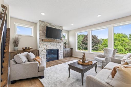 Oversized Window Panes maximizing your views