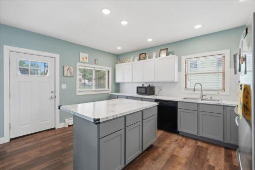 08-Kitchen.jpg