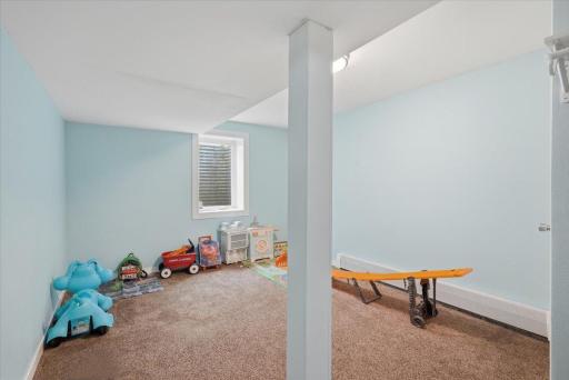 18-Bed 3.jpg