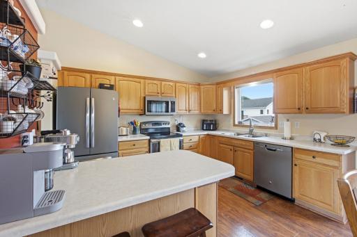 1206 18th Street N, Moorhead, MN 56560