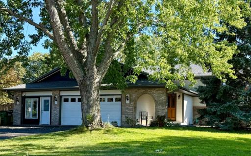 Photo for 998 99th Lane NE, Blaine, MN 55434 - listing #7121914 998 99th Lane NE, Blaine, MN 55434