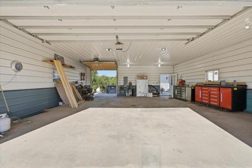 Detached Garage for Indoor/Outdoor Entertaining