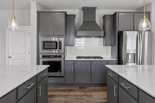 Gas cooktop with well deigned hood