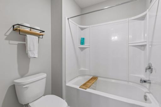 Jack and Jill Full Bath