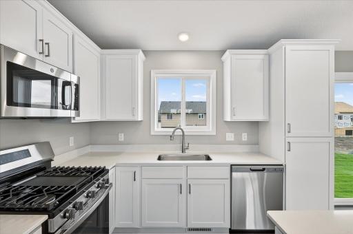 610 Grouse Way, New Richmond, WI 54017