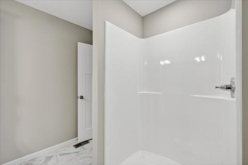 610 Grouse Way, New Richmond, WI 54017
