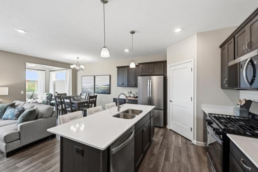 1777 Squirrel Way, New Richmond, WI 54017