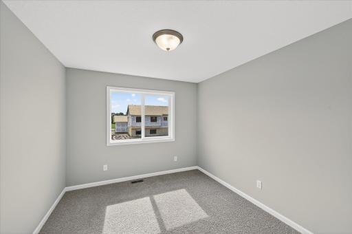1748 Squirrel Way, New Richmond, WI 54017