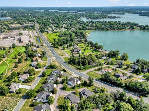 Enjoy the bounty of Lakes - Trails - Parks - Golf Course - Within Walking Distance
