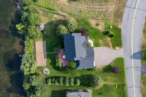 Sand Volleyball / Screened Gazeboo / Firepit / Pond and Dock / 2 Decks / Garden