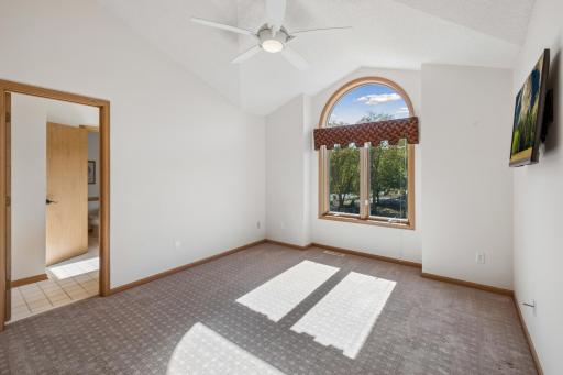 2078 Royale Drive, Eagan, MN 55122