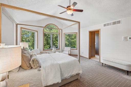 2078 Royale Drive, Eagan, MN 55122