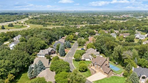 A beautiful neighborhood, close to Lebanon Hills Regional Park and the MN Zoo.
