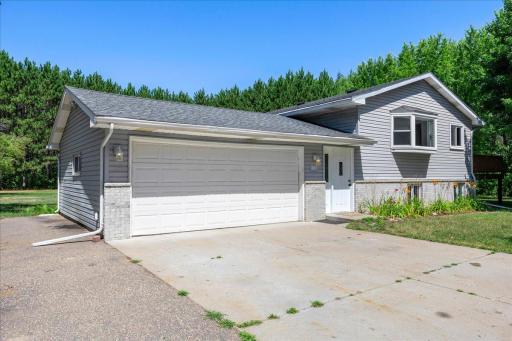 Photo for 107 221st Avenue NW, Oak Grove, MN 55011 - listing #7122049 107 221st Avenue NW, Oak Grove, MN 55011