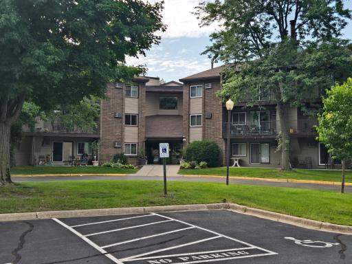 3425 Golfview Drive, 115, Eagan, MN 55123