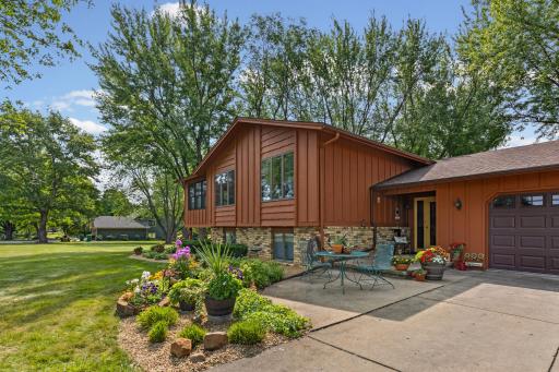22465 Rush Creek Drive, Rogers, MN 55374