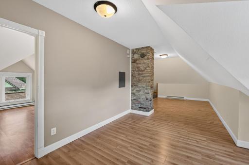 Unit 2 - Upper Level (759)