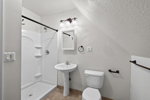 Unit 2 - Upper Level (759)