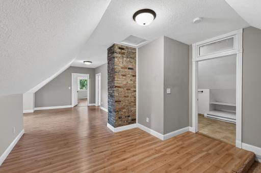 Unit 2 - Upper Level (759)