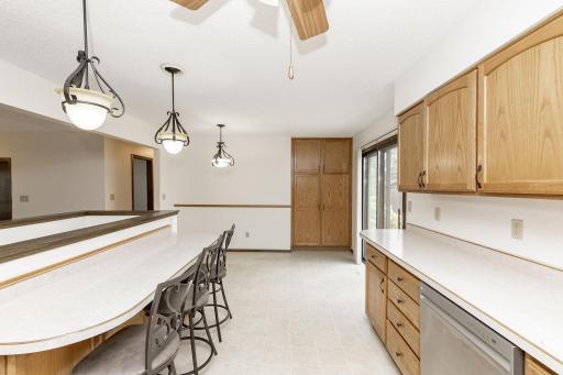 2544 Arrowhead Road S, Fargo, ND 58103