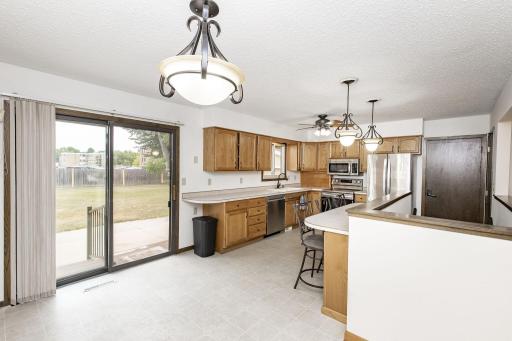 2544 Arrowhead Road S, Fargo, ND 58103