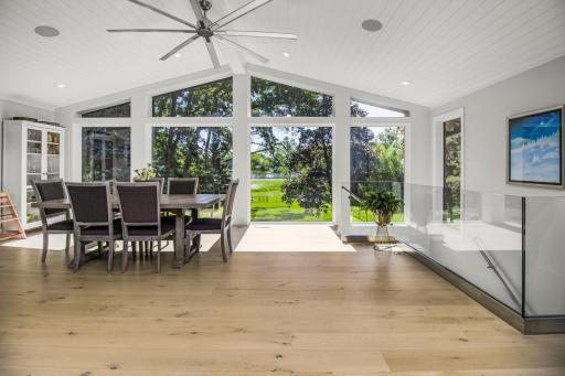 2968 W Owasso Boulevard, Roseville, MN 55113