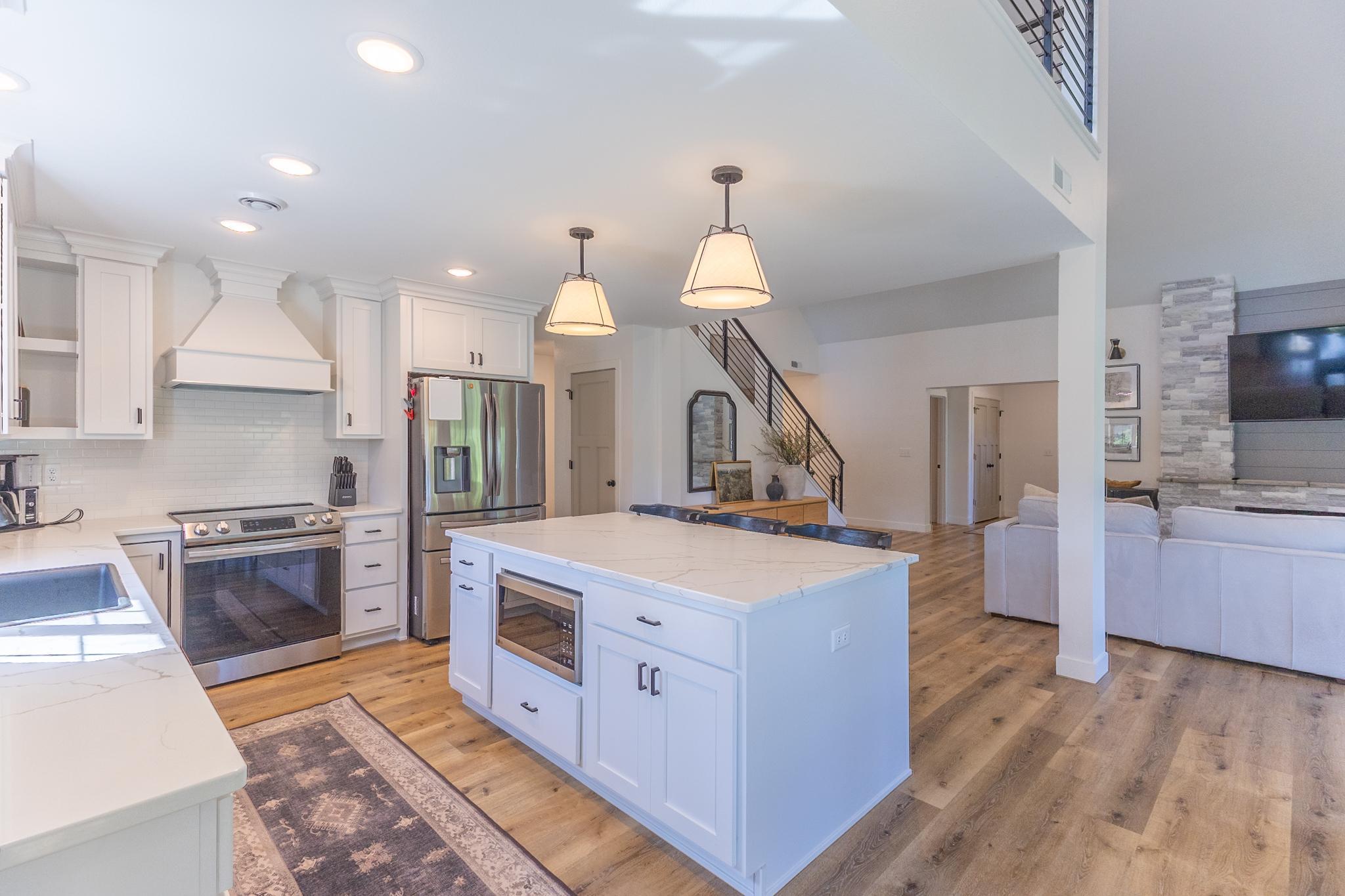 Kitchen island-18.jpg