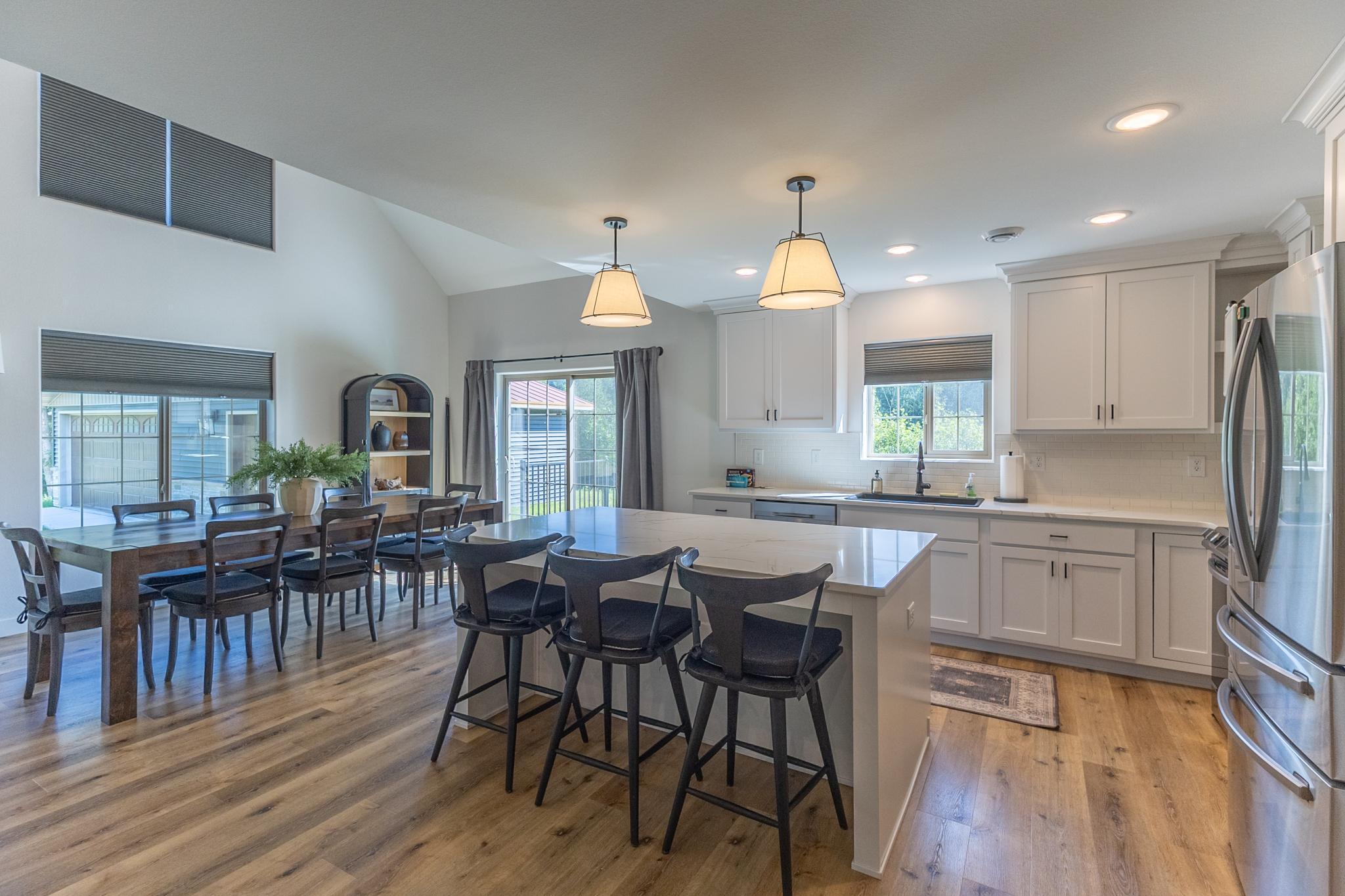Kitchen Island-12.jpg