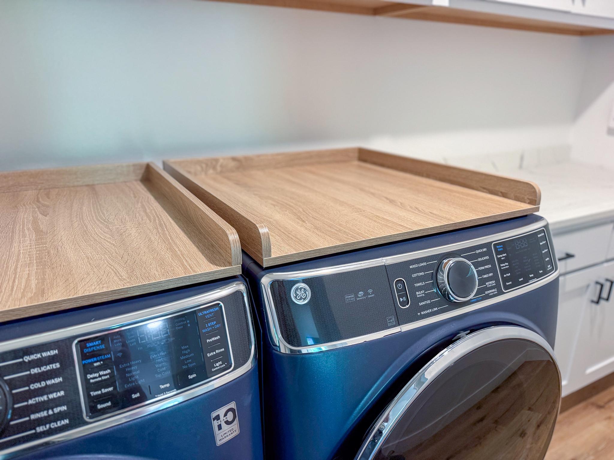 Main floor laundry-3.jpg