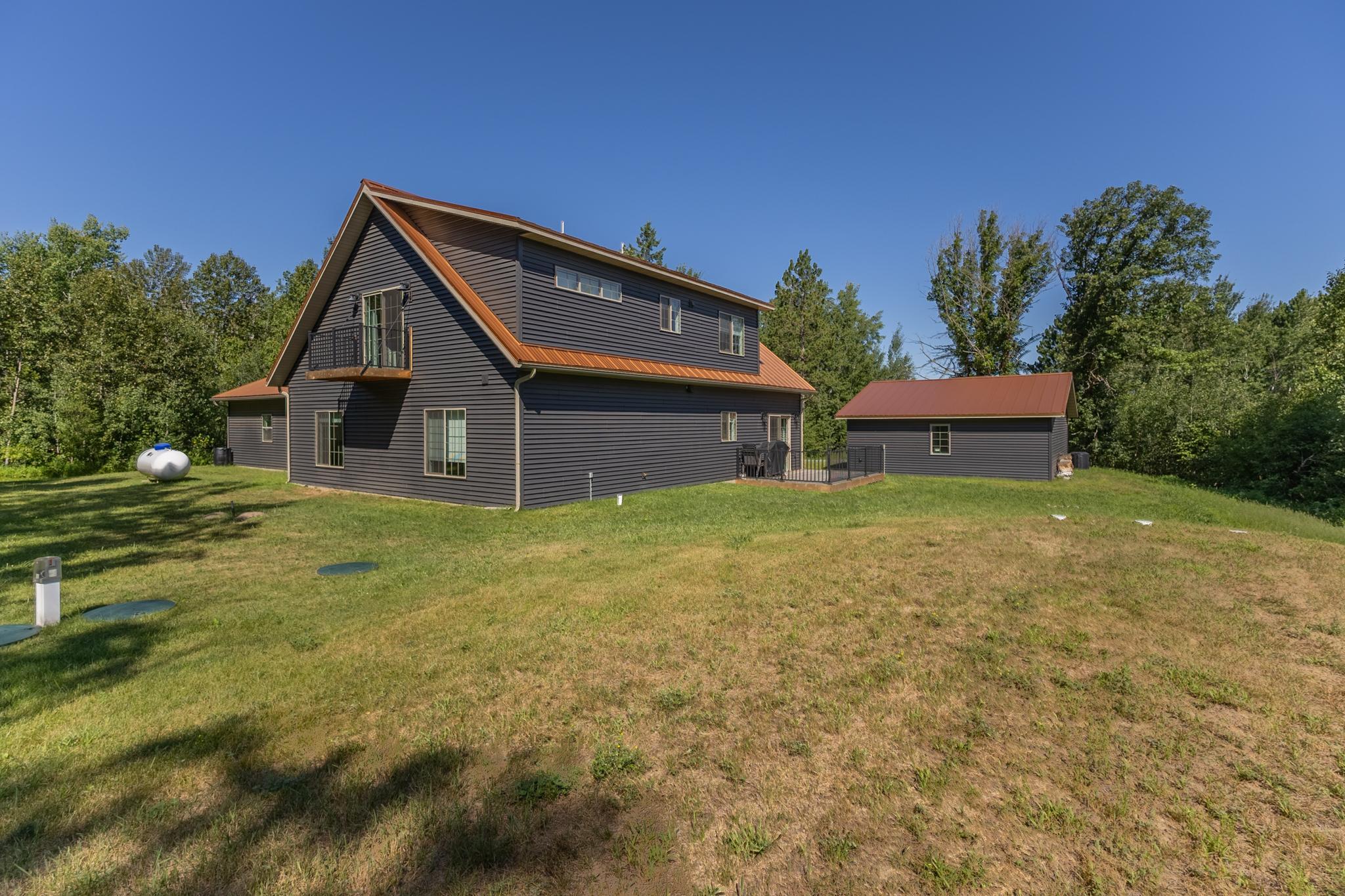 Emerlad Pines-77.jpg