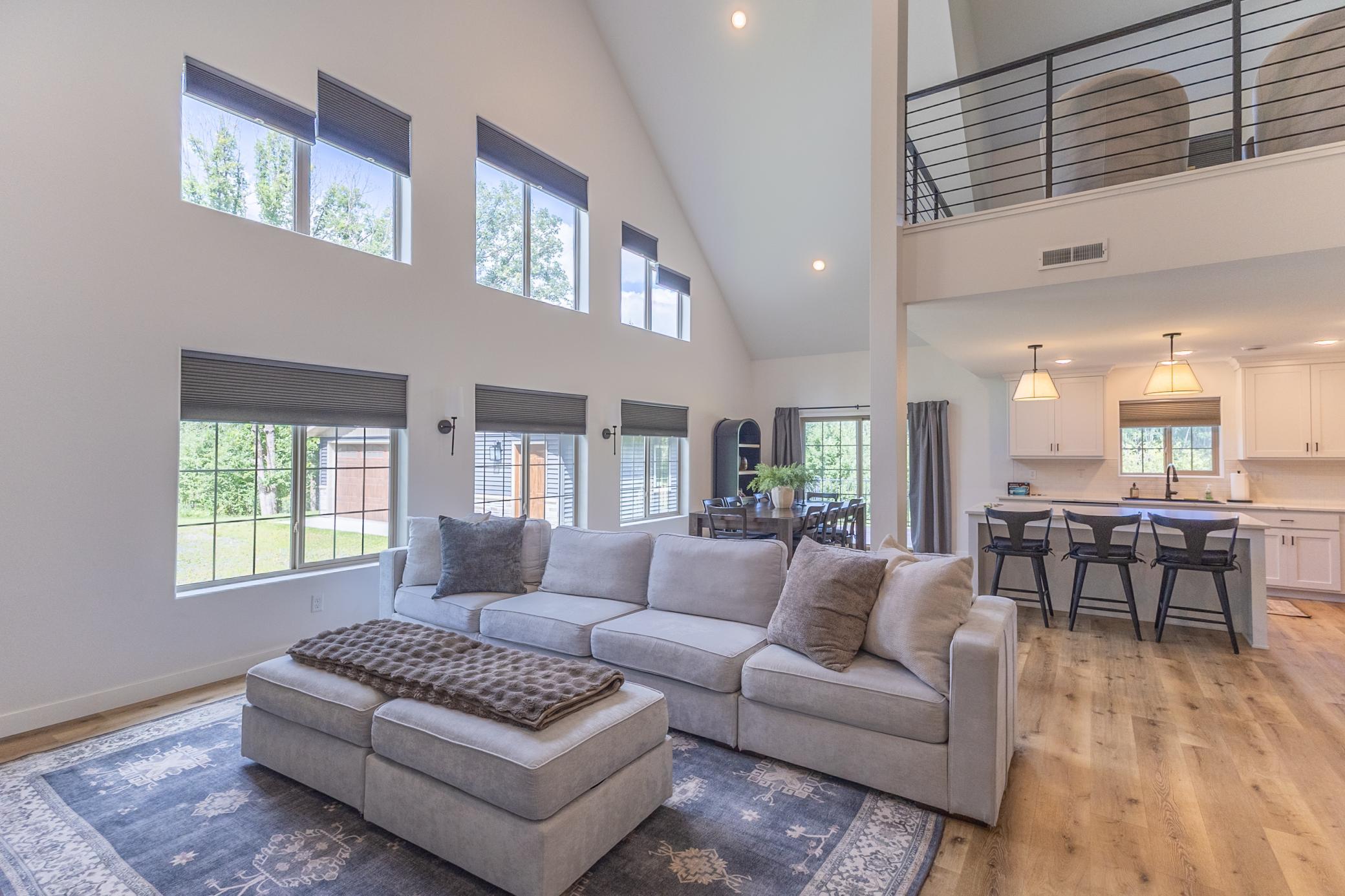 Living room -04.jpg