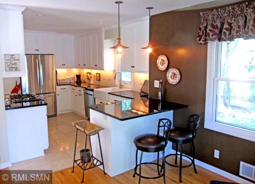 Kitchen1.jpg