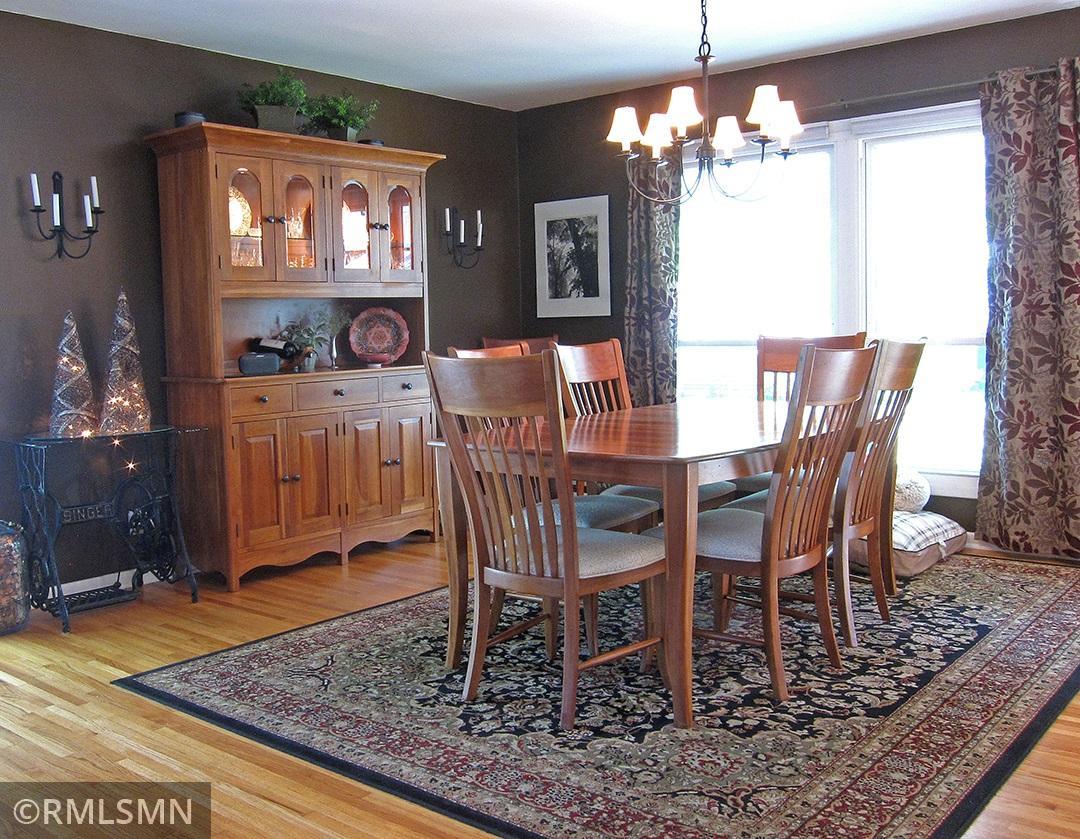 Dining Room 1.jpg