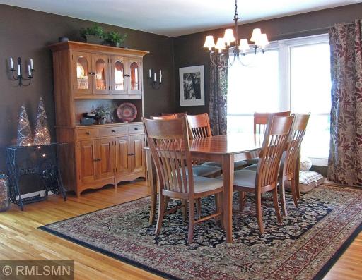 Dining Room 1.jpg